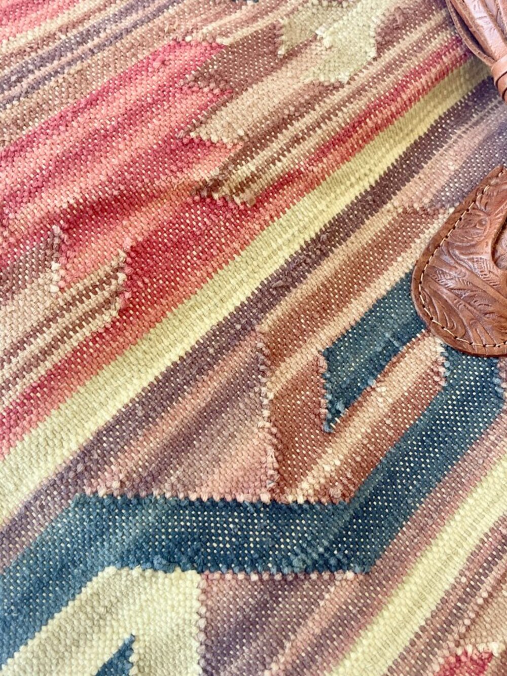 Handcrafted Kilim Tote Bag Wool & Tooled Leather Southwestern Boho - Picture 8 of 11